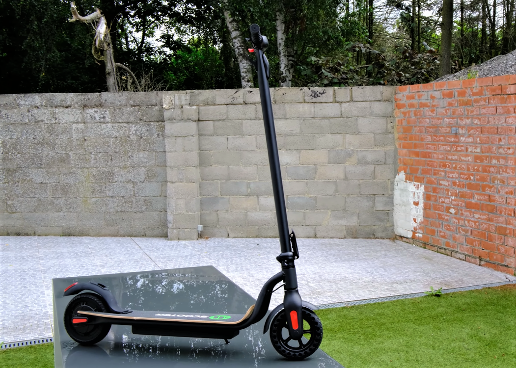 8 Best Foldable Lightweight Electric Scooter for Adults 2024