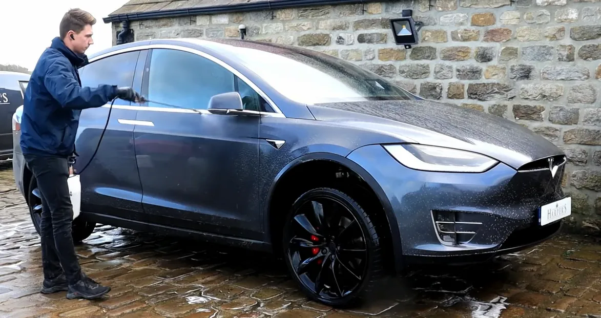 How To Wash A Tesla Model X