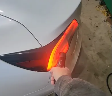 Red-Light-On-the-Tesla-Charger