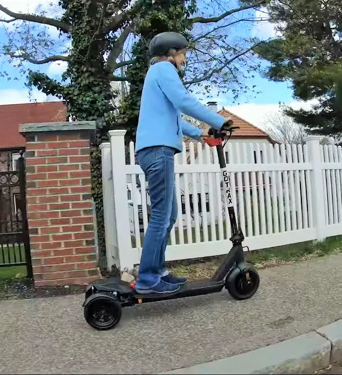 Gotrax Apex XL Best Electric Scooter for 14 Year Old